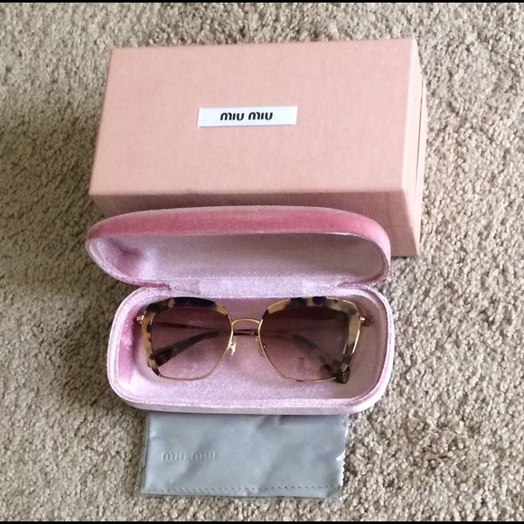 Miu Miu SMU 52Q Square Sunglasses - Picture 5 of 14